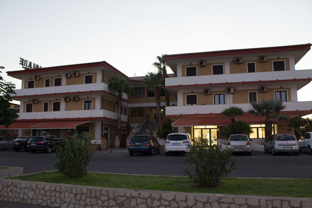 Hotel Miramare Cirò Marina Exterior foto